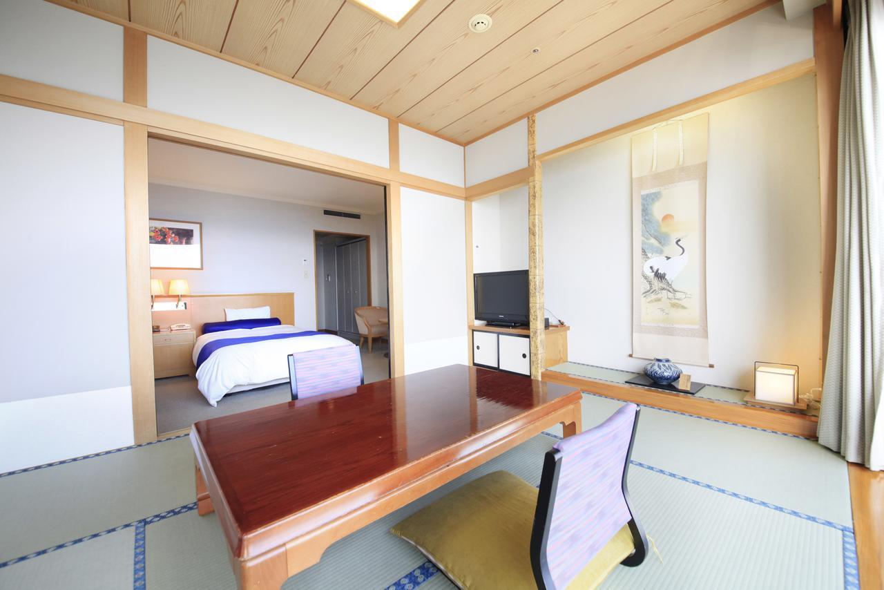 Kkr Hotel Atami Atami  Esterno foto